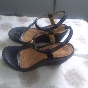 Black thong leather Heel sandals
